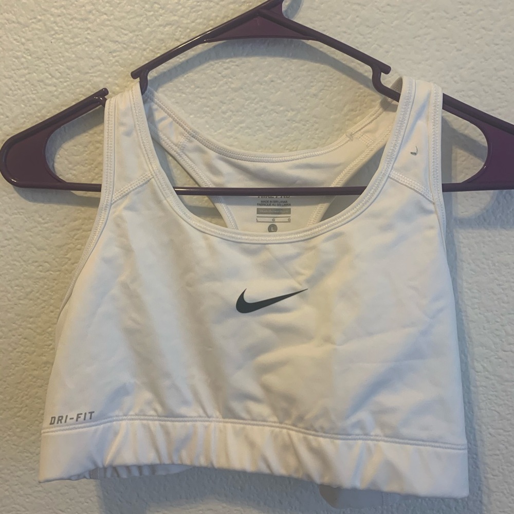 White Nike drifit Sports bra